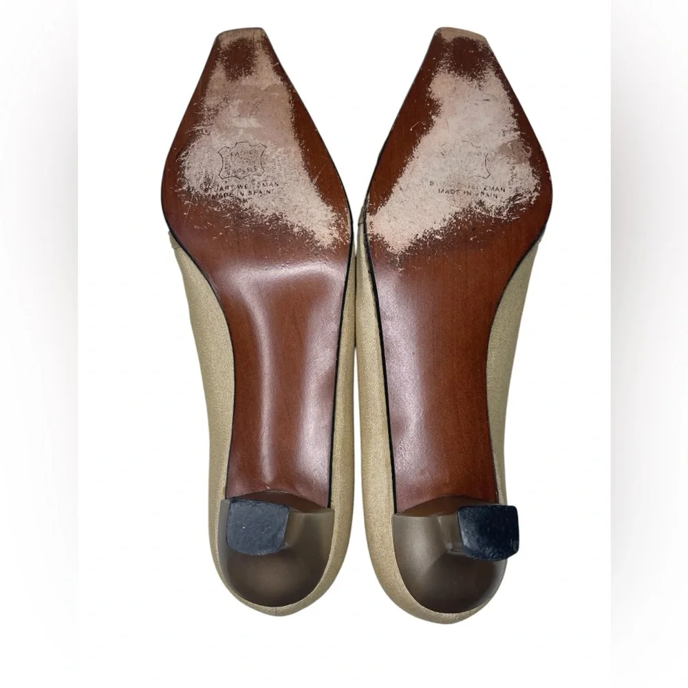 Stuart Weitzman beige Gold shimmer kitten Heels pointed toe pump